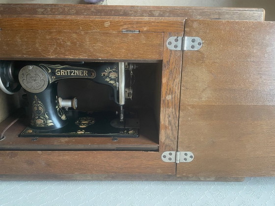 Image 1 of Art Nouveau naaimachine