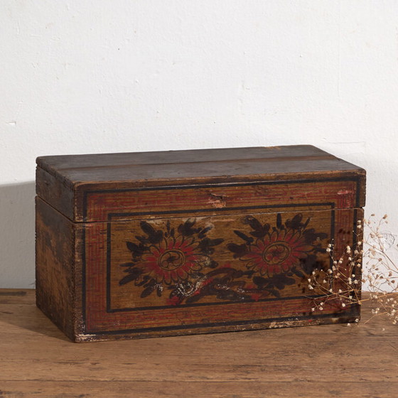 Boîte orientale antique (c.1900) #41 – Armoires de rangement (photo 7 of 40)