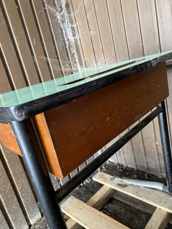 Tavolo scolastico vintage – Scrivanie, Metal, Wood (photo 3 of 5)