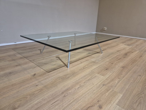 Beek Maupertuus - Coffee table - Glass - Design