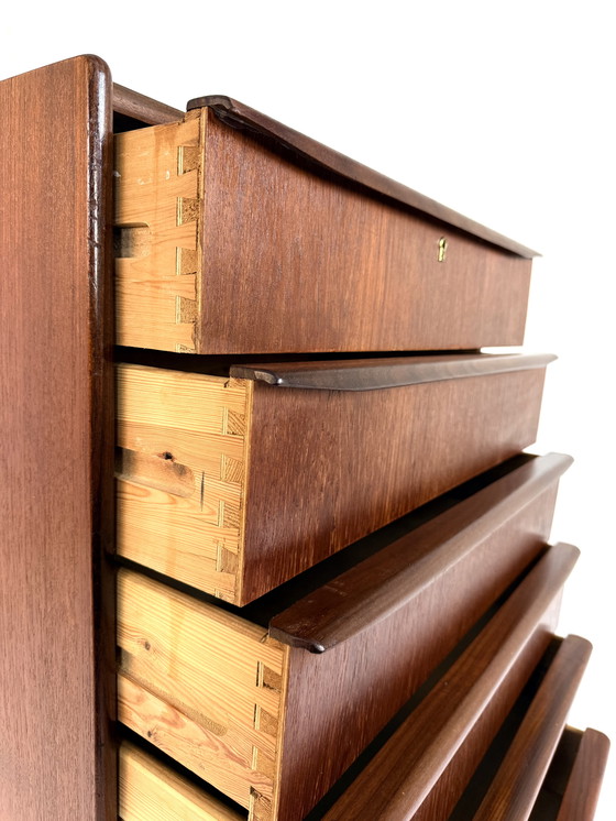 Image 1 of Vintage Danish teak chest of drawers '60