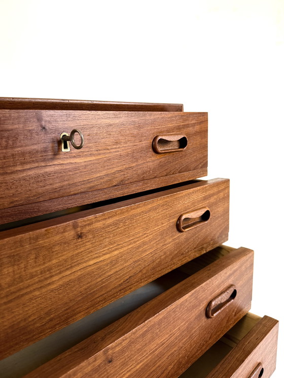 Image 1 of Cassettiera vintage in teak danese anni '60