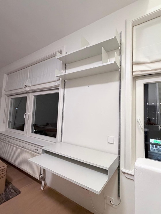 Image 1 of Parete attrezzata Vitsoe con scrivania