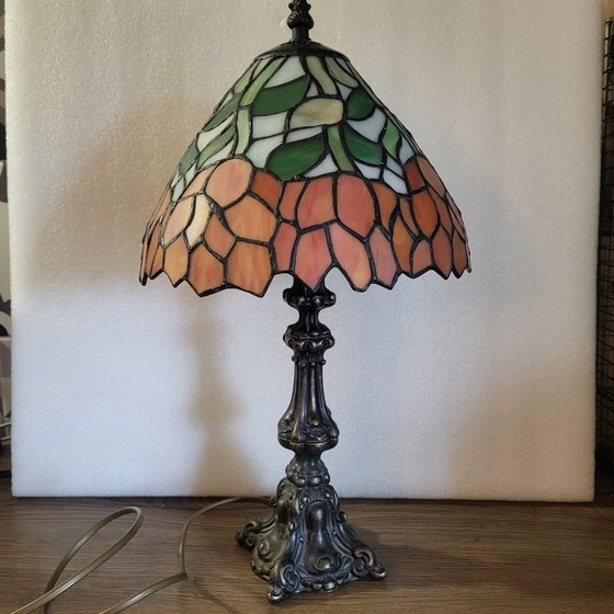Stained Glass Art Deco Style Tyffany Table Lamp – Tiffany (photo 7 of 13)