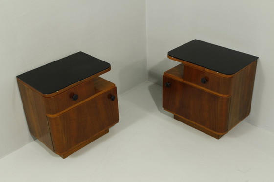 Image 1 of Par de mesitas de noche, década de 1960