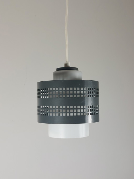 Vintage Mid Century Hanglamp Plafondlamp Hanglamp Geperforeerd Metaal Matglas Jaren 60