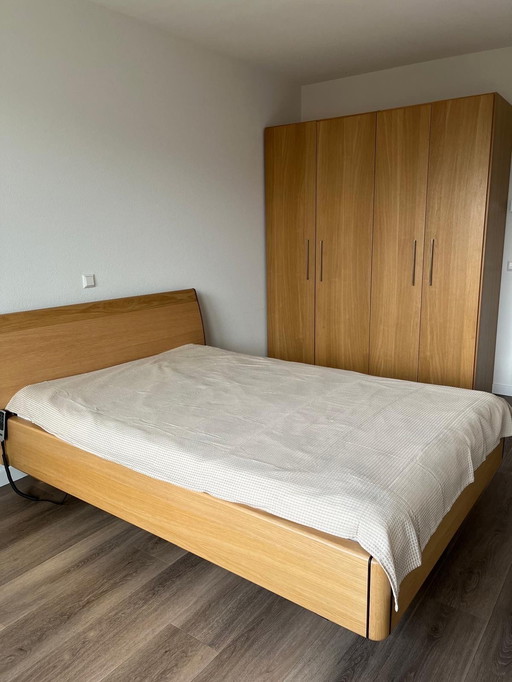 Bed (cot with headboard)