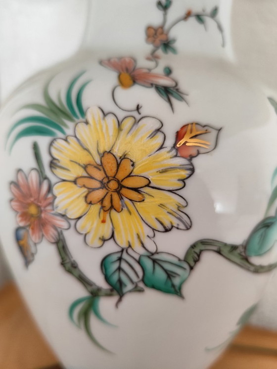 Image 1 of Vintage Chinese Ceramic Table Lamp | Hand-Painted | 80 cm