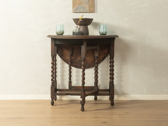 Klapptisch aus den 1920er Jahren – Tische, Wood (photo 10 of 16)