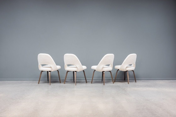 Image 1 of Executive chair, 6x