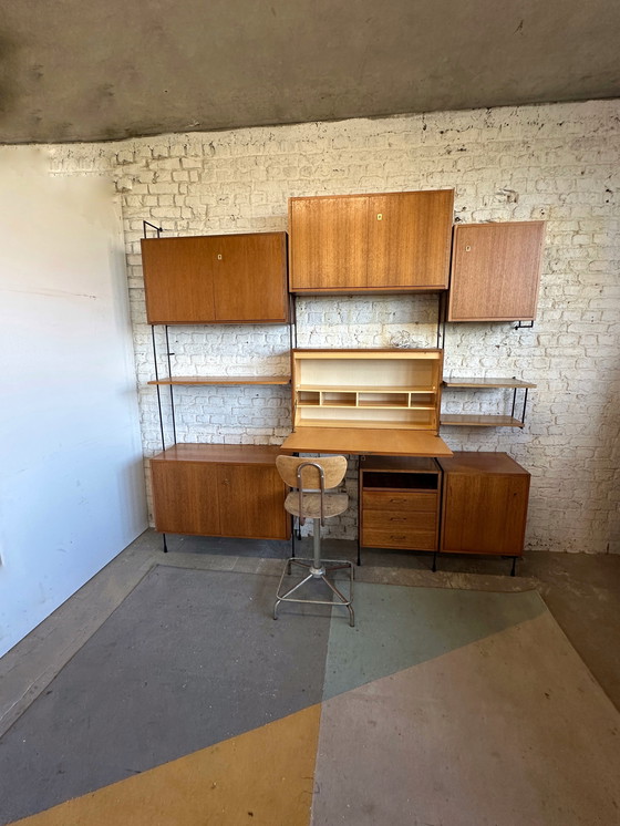 Image 1 of Armoire murale Omnia DDR 1960
