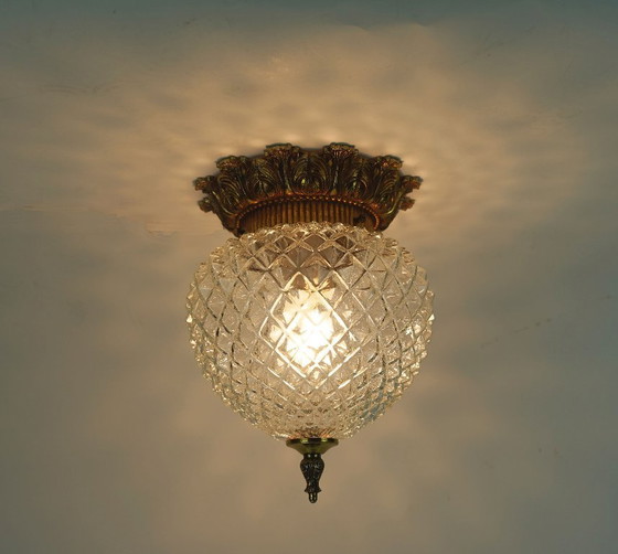 Image 1 of Plafondlamp uit het midden van de vorige eeuw, massief Belgisch getextureerd glas, verguld aluminium, jaren 70