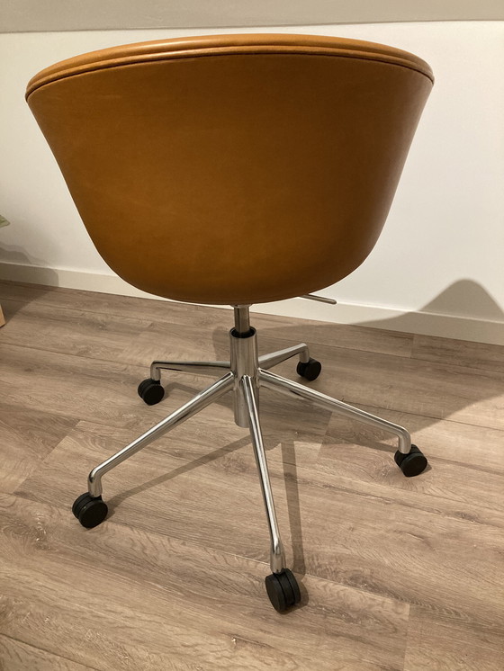 Image 1 of Hay About a Chair AAC53 Bureaustoel Bruin Leer