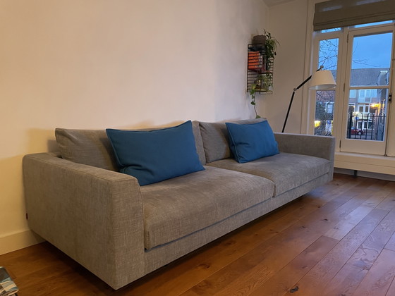 Image 1 of Montis Axel XL sofa