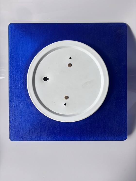 Image 1 of Paire de plafonniers en verre postmodernes, bleu cobalt et blanc opale – années 1980