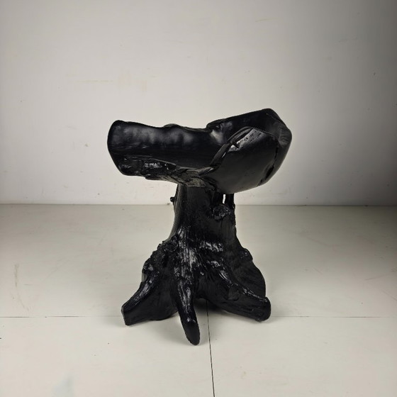 Image 1 of Sedia nera in ceppo d'albero di metà secolo