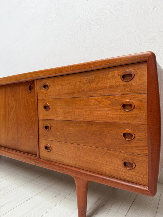Grande credenza danese vintage in teak di H.P. Hansen, anni '60 – OMANN JUN, Credenze, Legno (photo 10 of 16)