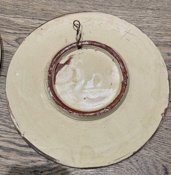 Image 1 of Set di 2 piatti da parete catalani con decorazione a forma di pesce – Puigdemont – Ø 24 cm