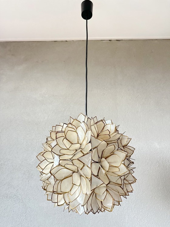 Image 1 of Lampada a sospensione vintage Capiz