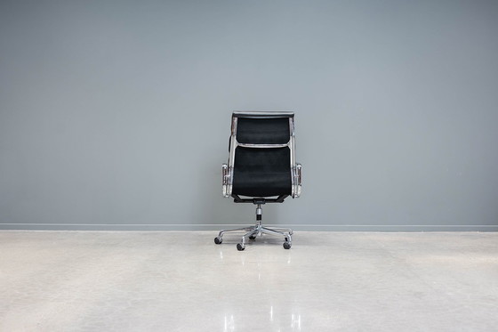 Image 1 of 70’S Eames Ea219 Softpad Office Chair