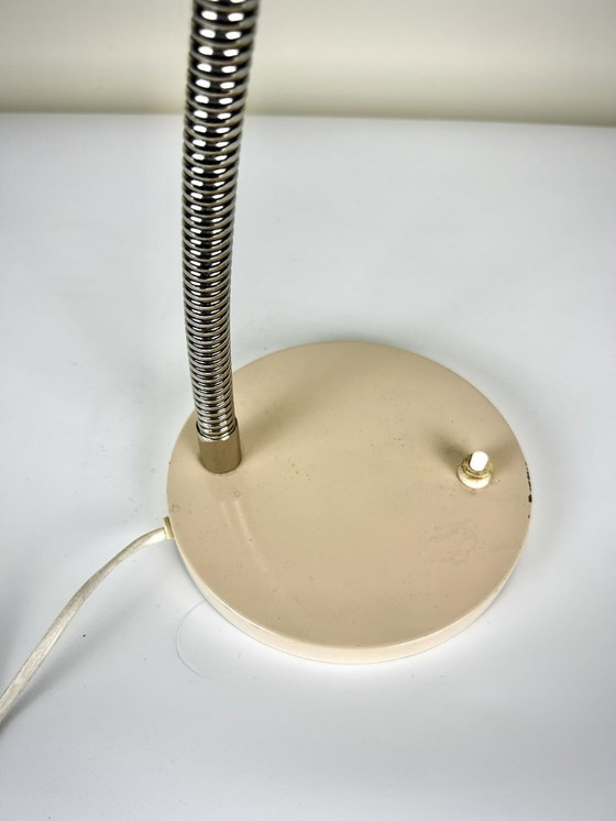 Image 1 of Vintage beige and chrome lamp - articulated arm