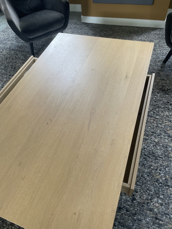 Image 1 of Mesa de centro de roble, hecha a medida.