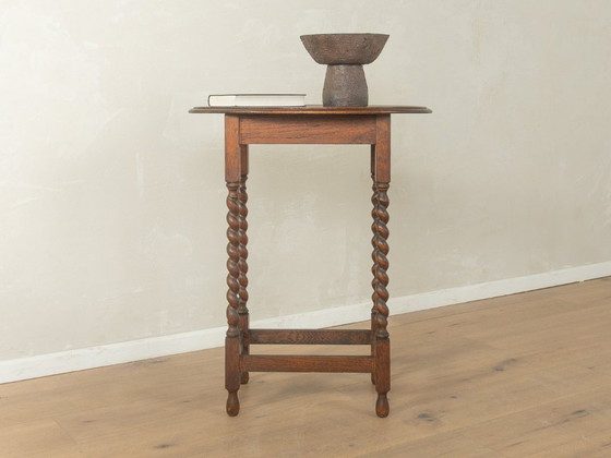 Image 1 of Wonderful side table in Jacobean style from the 1920s