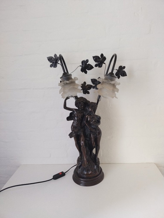Image 1 of Lampada da tavolo Giovani amanti - Auguste Moreau