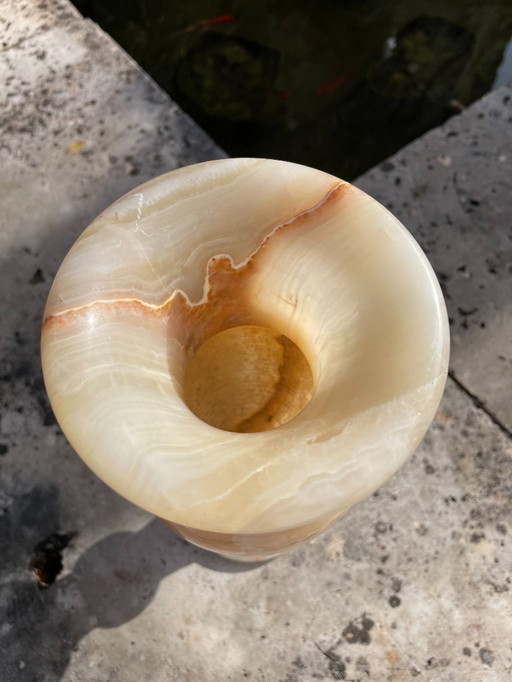 Vintage Onyx Vase 1970s Sculptural Stone Vase 25cm – Decorative Piece with Visible Repair