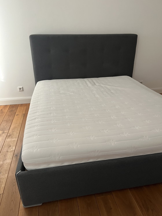 Image 1 of BoConcept - Letto "Mezzo" con testiera alta