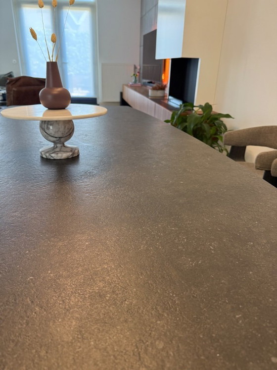 Image 1 of Kas20 Keramik-Esstisch 220x100 + 8 Kave Home Stühle