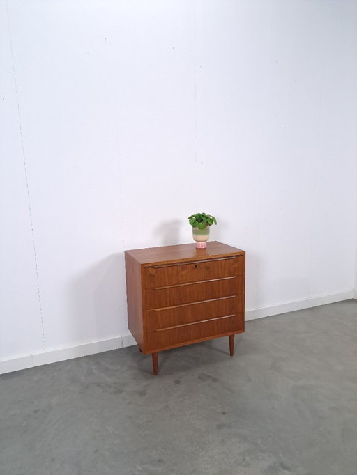 Teak Deense ladekast met 4 lades