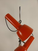 1 x 1970's oranje dubbel spot vloerlamp  150cm hoog 