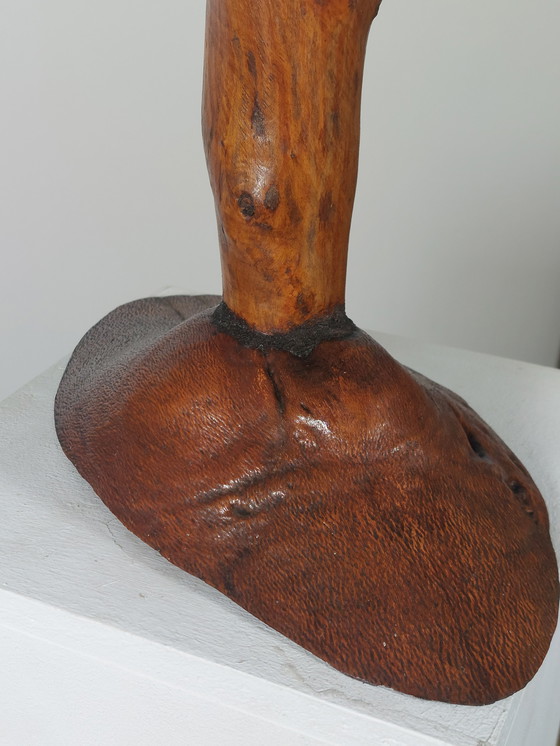 Image 1 of Vintage gedraaide houten kandelaar met kaarsenplateau.