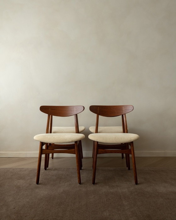 Image 1 of Set di 4 sedie da pranzo CH30 di Hans J. Wegner per Carl Hansen & Søn