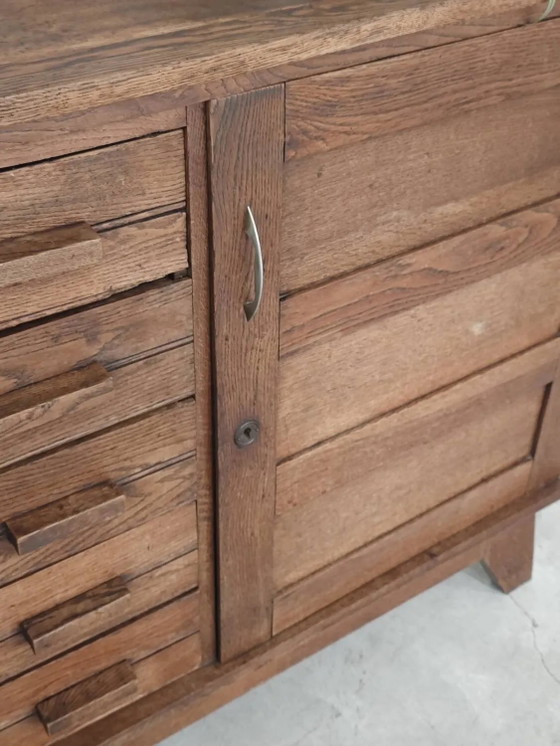 Buffet en chêne de René Gabriel, période de reconstruction 1950. – Armoires de rangement, Wood, Design (photo 16 of 30)