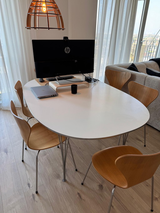 Fritz Hansen Super Ellipse Tafel + 6X Originele Vlinderstoel