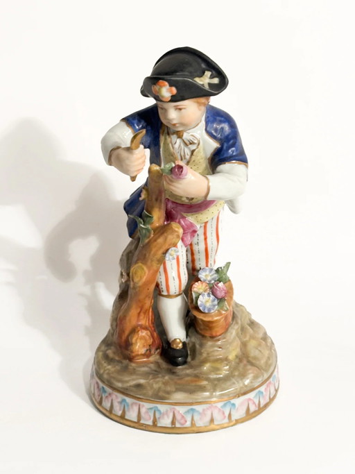 Figurine en Porcelaine Capodimonte d'une Jeune Personne des Années 1940