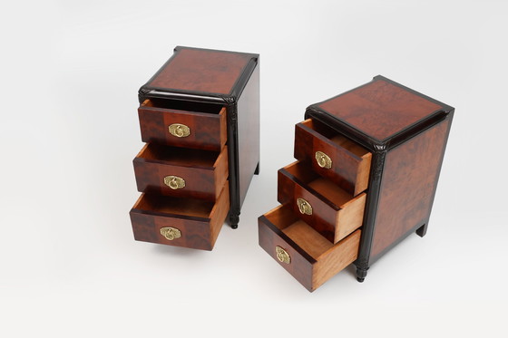 Image 1 of Paar Art Deco Nachtkastjes in Burl fineer, Eiken en Koper, Frankrijk ca. 1910
