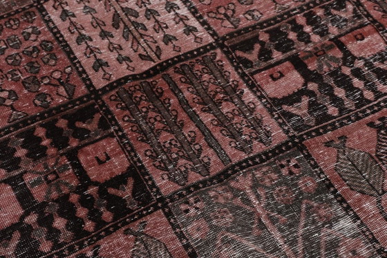 Image 1 of Tapis d'art vintage noué à la main 162x232