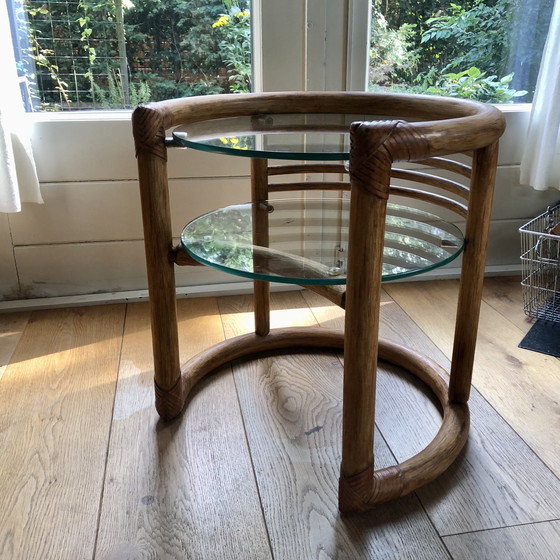 Image 1 of Rotan tafel 