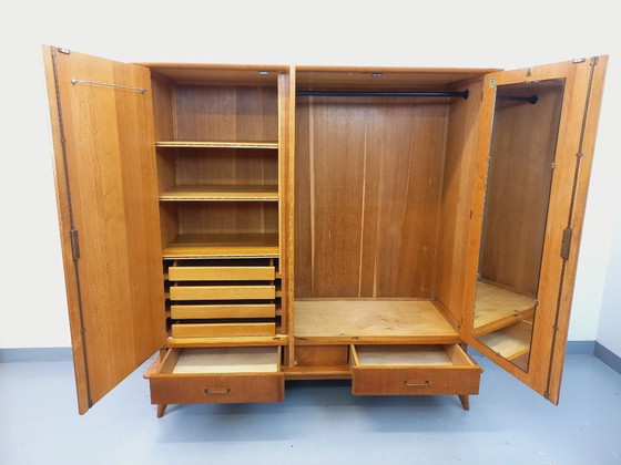 Image 1 of Armadio vintage in rovere degli anni '60