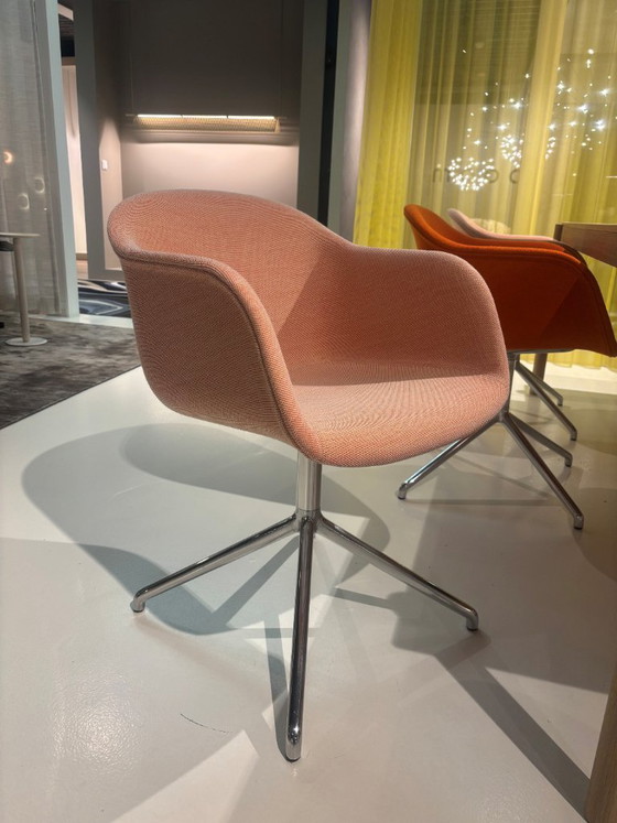 6x Muuto Fiber Armchair Swivel autoreturn – Dining chairs (photo 2 of 6)