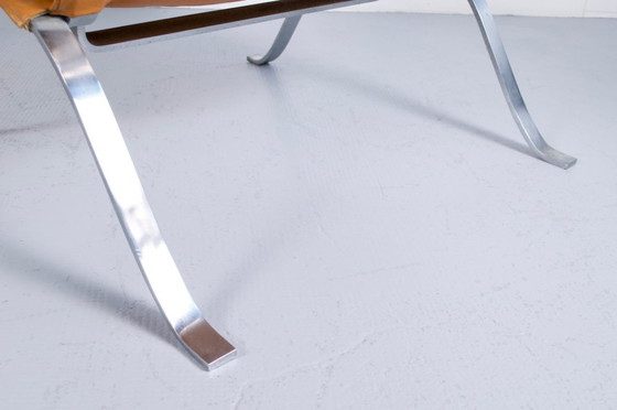 Image 1 of IMPONENTE COPPIA DI POLTRONE IN PELLE E ACCIAIO DEGLI ANNI '60