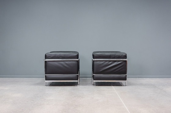 Image 1 of Corbusier LC2 stoelen 2x