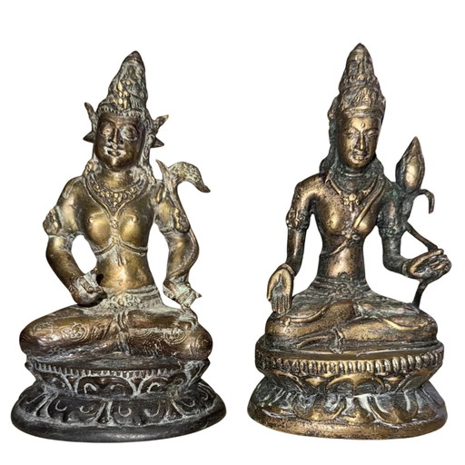 Raro Par Antiguo de Bodhisattvas de Bronce Macizo (Avalokiteshvara) – Estilo Pala-Nepalí – ca. Siglos XVI-XVIII – 1.400 gr
