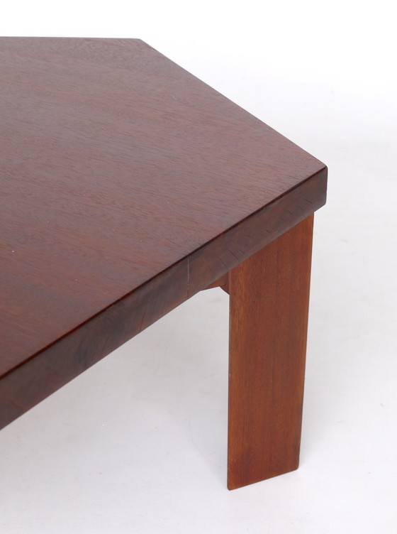 Image 1 of Table basse hexagonale en acajou par Wim Den Boon, années 1960