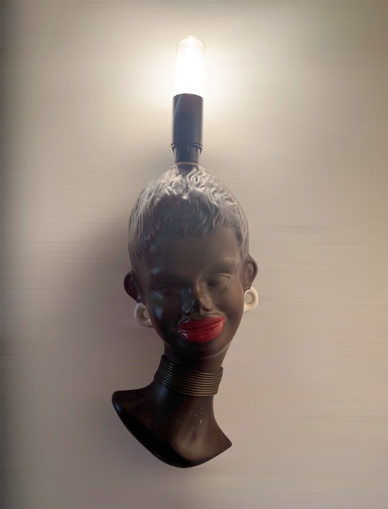 Image 1 of Applique visage femme années 60