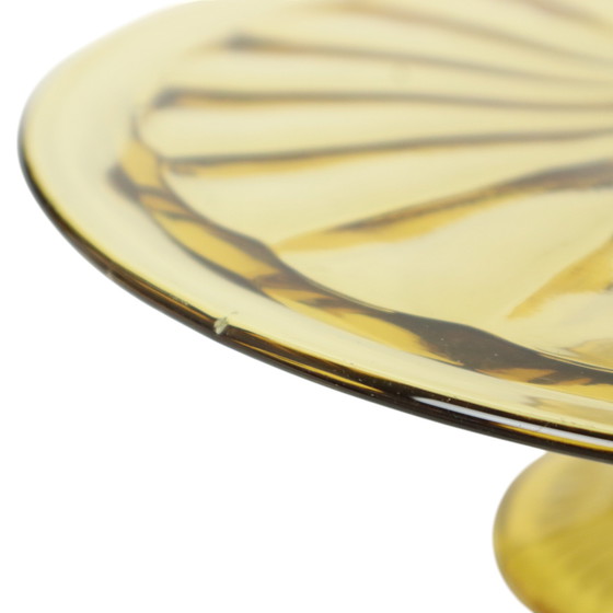 Image 1 of Piatto per torta Art Déco in ambra