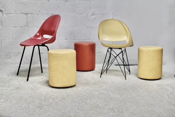 Image 1 of 2 sedie e 3 pouf &quot;Space Age&quot;